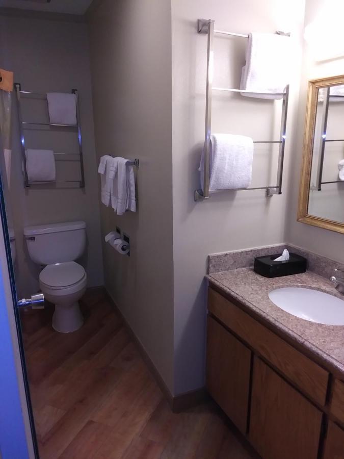 Travelodge By Wyndham Columbus State University Exterior photo